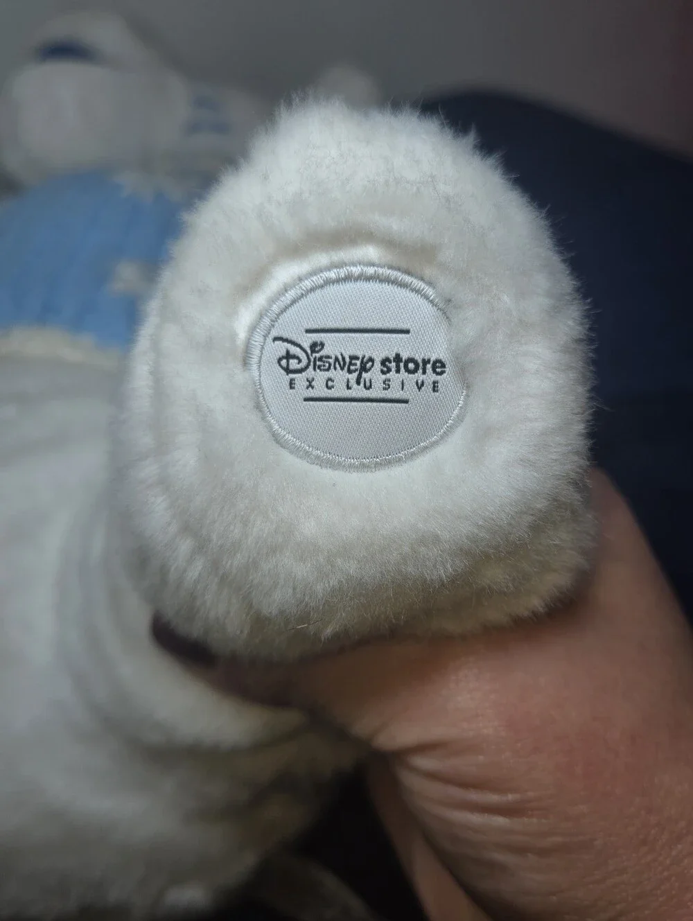 VTG RETIRED Disney Store Exclusive Winter White Tigger 14